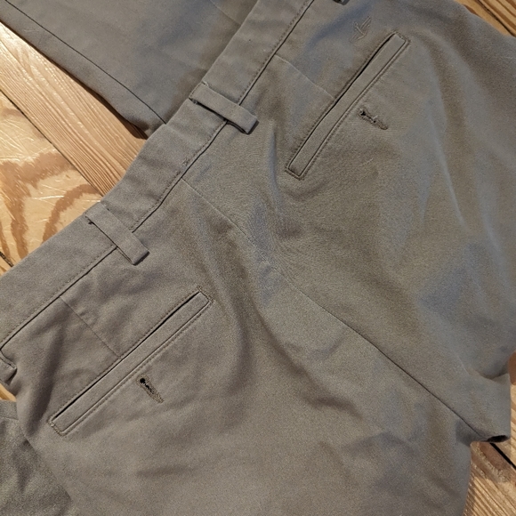 Dockers Pants - Picture 2 of 3